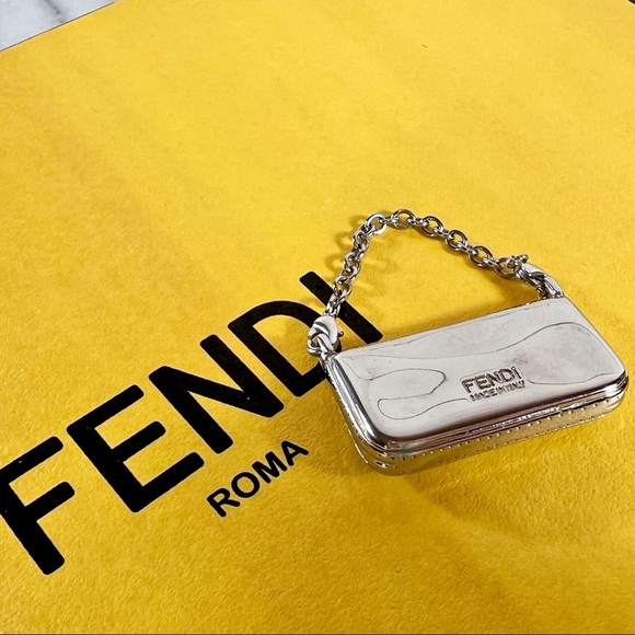 Fendi Rare Silver Metal Detailed Shoulder Bag, Bag Charm - Picture 4 of 6